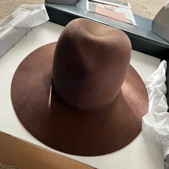 NEW JANESSA LEONE women\'s drew wool hat in chestnut Janessa Leone Women main image 4